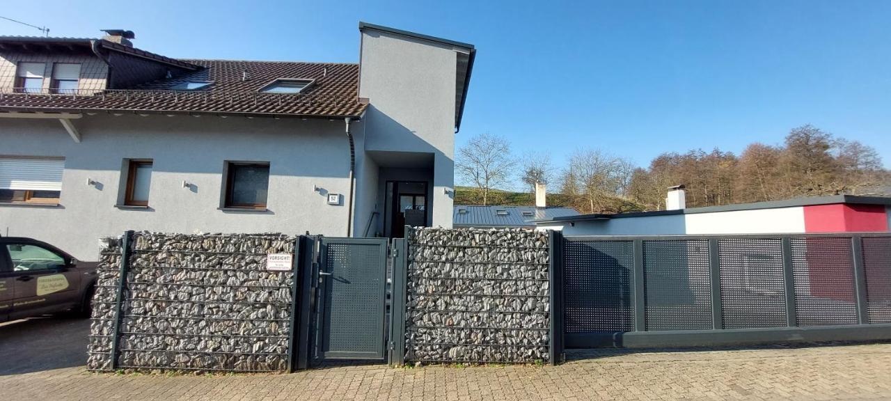 Grosse Tolle 4 Zimmer Ferienwohnung Im Herzen Des Odenwaldes Mörlenbach Kültér fotó