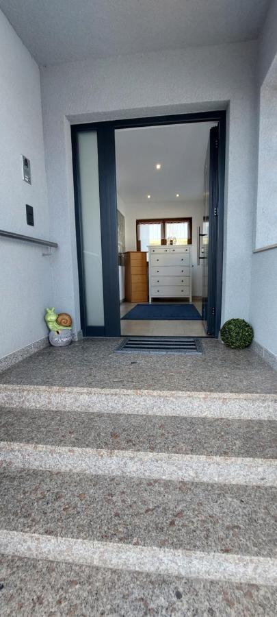Grosse Tolle 4 Zimmer Ferienwohnung Im Herzen Des Odenwaldes Mörlenbach Kültér fotó