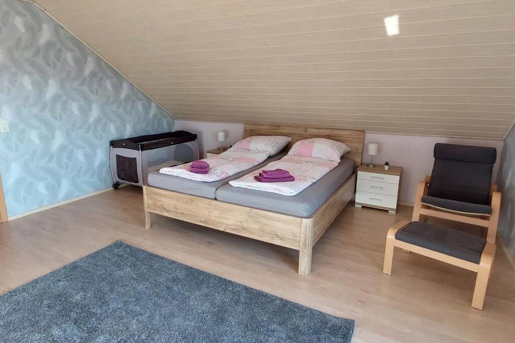 Grosse Tolle 4 Zimmer Ferienwohnung Im Herzen Des Odenwaldes Mörlenbach Kültér fotó