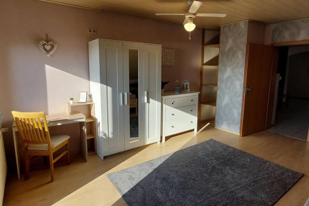Grosse Tolle 4 Zimmer Ferienwohnung Im Herzen Des Odenwaldes Mörlenbach Kültér fotó