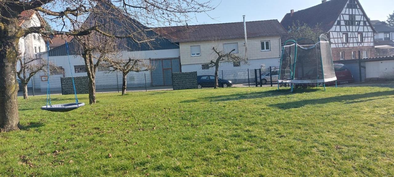 Grosse Tolle 4 Zimmer Ferienwohnung Im Herzen Des Odenwaldes Mörlenbach Kültér fotó