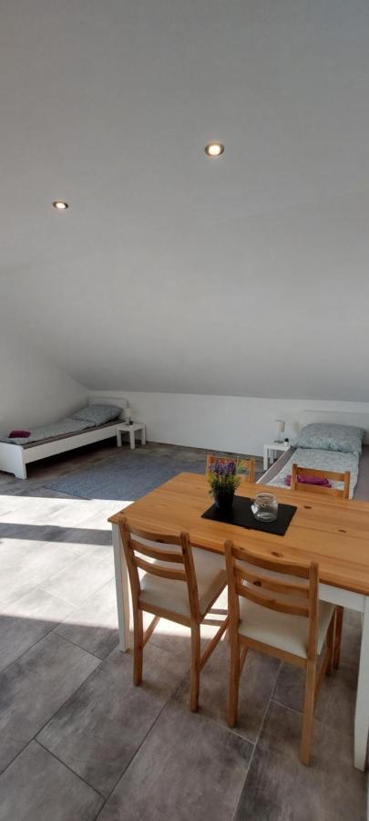 Grosse Tolle 4 Zimmer Ferienwohnung Im Herzen Des Odenwaldes Mörlenbach Kültér fotó